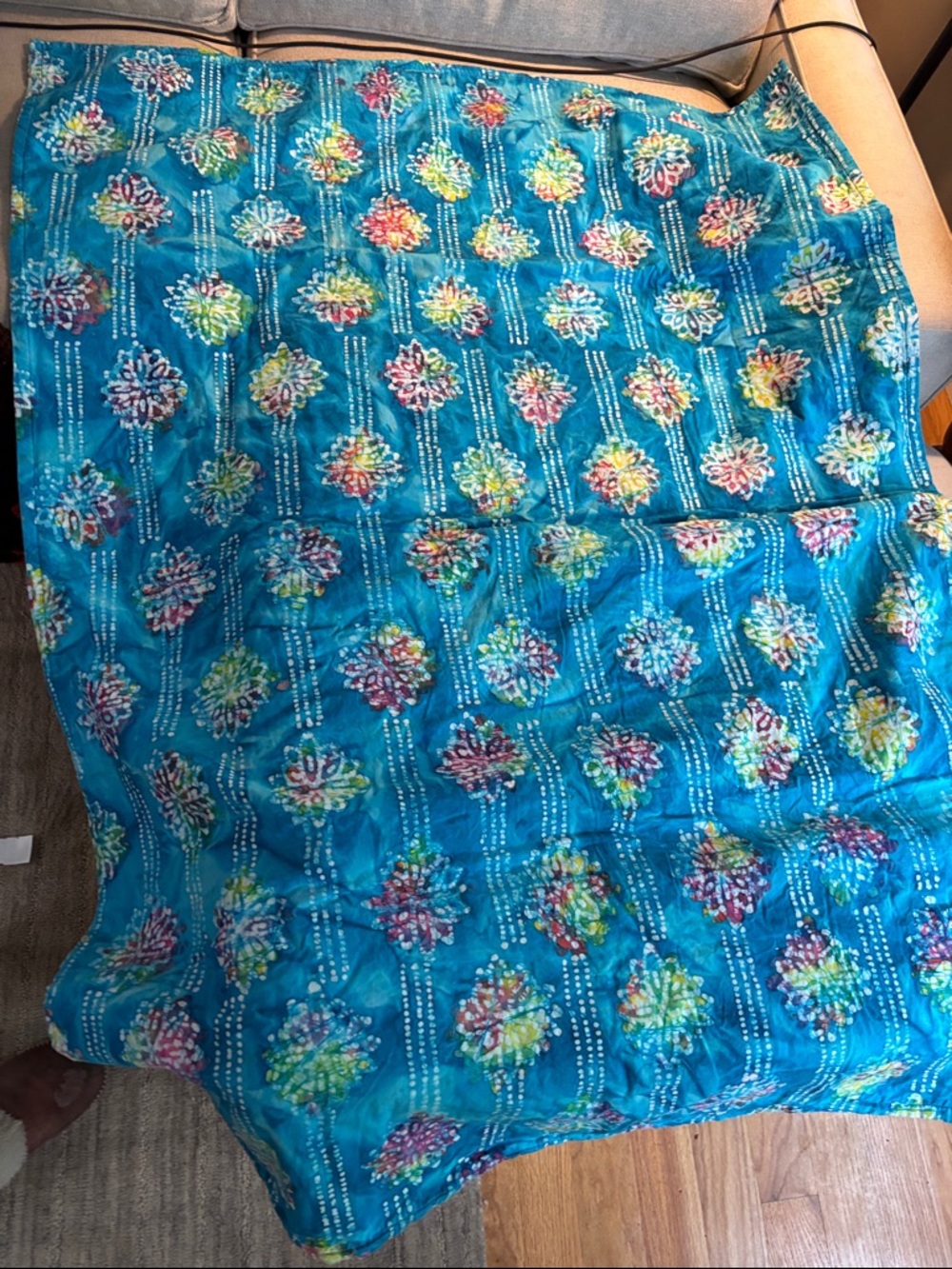 Handmade Bright Patchwork Quilt - Multicolor Blue, Pink, Green - Picture 3 of 4